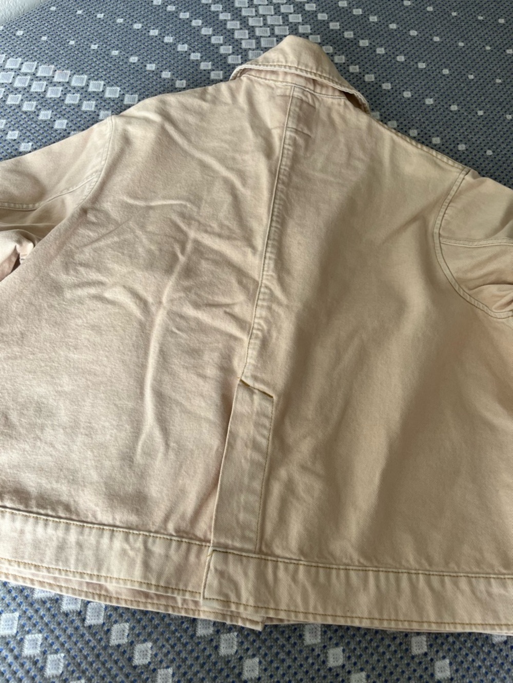 Cream Cotton Button-Front Jean Jacket - Picture 7 of 9